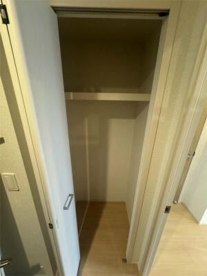 石見ビルの収納