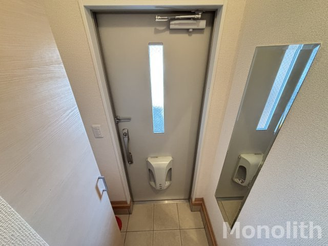 カセヤハウスの玄関