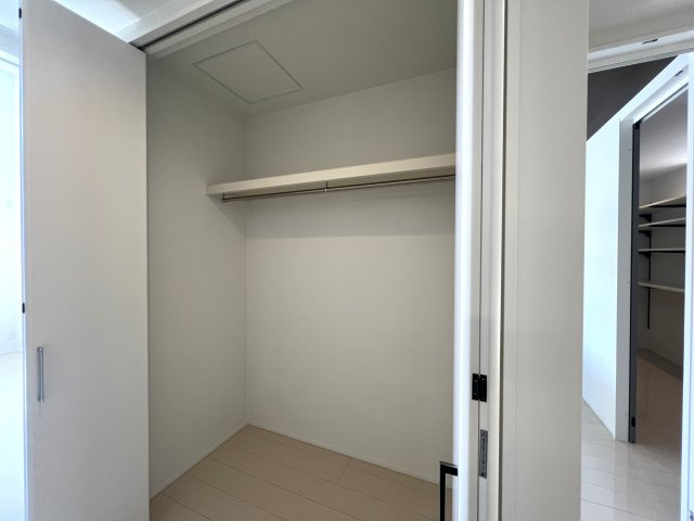 賑やかな街での暮らしに少し疲れたあなたへ。ぴったりなお家見つけました。【高座郡寒川町田端新築戸建】の収納|収納スペース豊富です