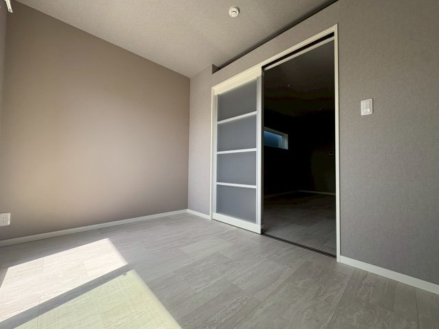 イル・フィオーレ一津屋の寝室