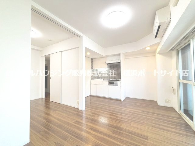 【居間・リビング】