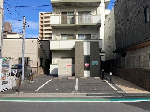 S-FORT船橋rootsの駐車場