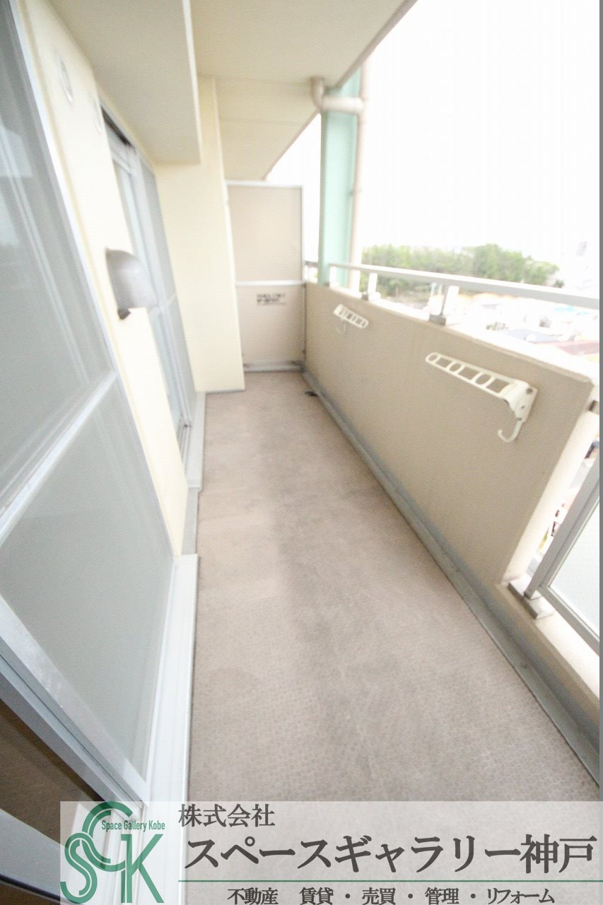 王塚西シティコートのバルコニー|※お部屋により仕様が異なる場合があります。