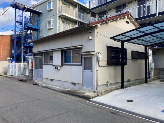 高松市松島町二丁目10-18