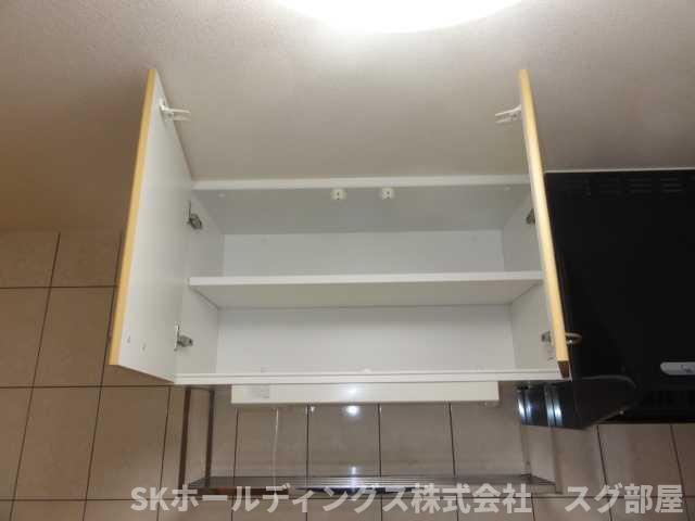 サン・ブライトのキッチン|キッチン吊戸棚