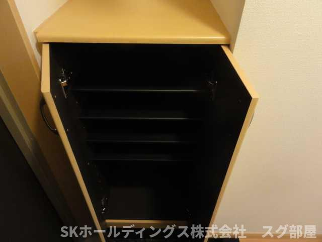 サン・ブライトのその他|下足箱下