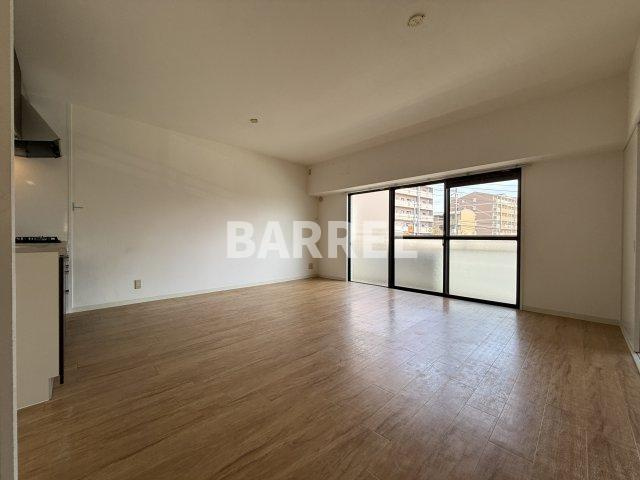 セレコート上山手の居間・リビング