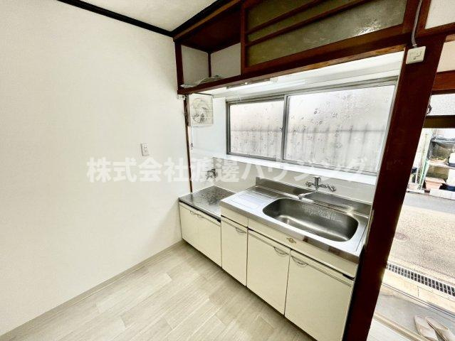 高柳7丁目貸家のキッチン