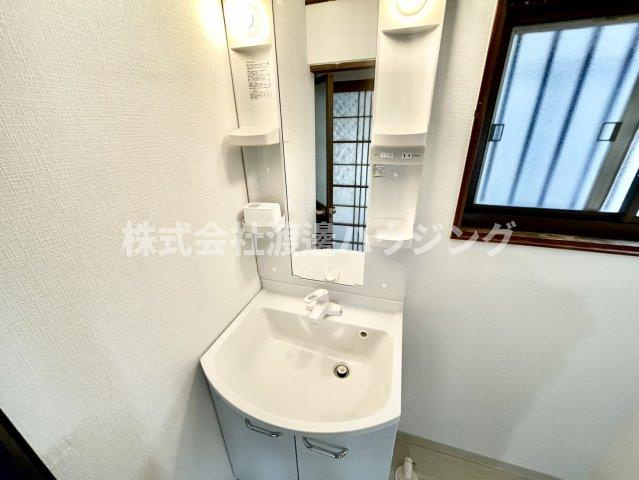 高柳7丁目貸家の洗面所