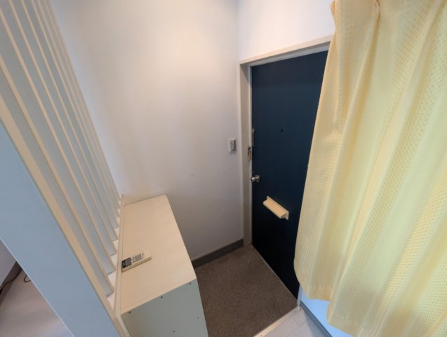 プレシア蛍池の玄関