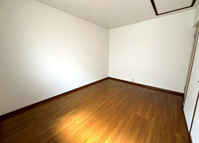 【洋室】 | 大将軍坂田町貸家