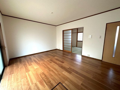 【居間・リビング】 | 大将軍坂田町貸家