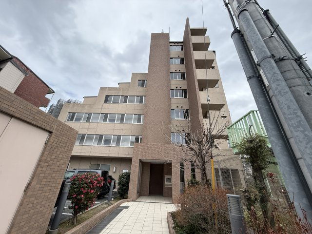 桃山台アルビラの外観