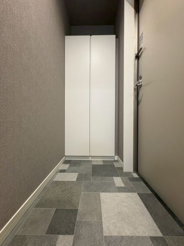 イル・フィオーレ一津屋の玄関