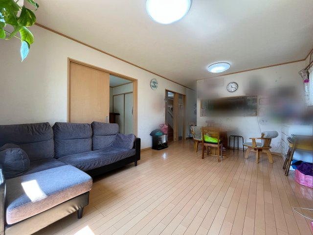 【居間・リビング】 | 行田市南河原　中古戸建　
