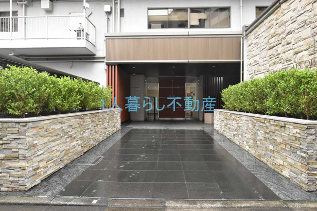 【エントランス】
