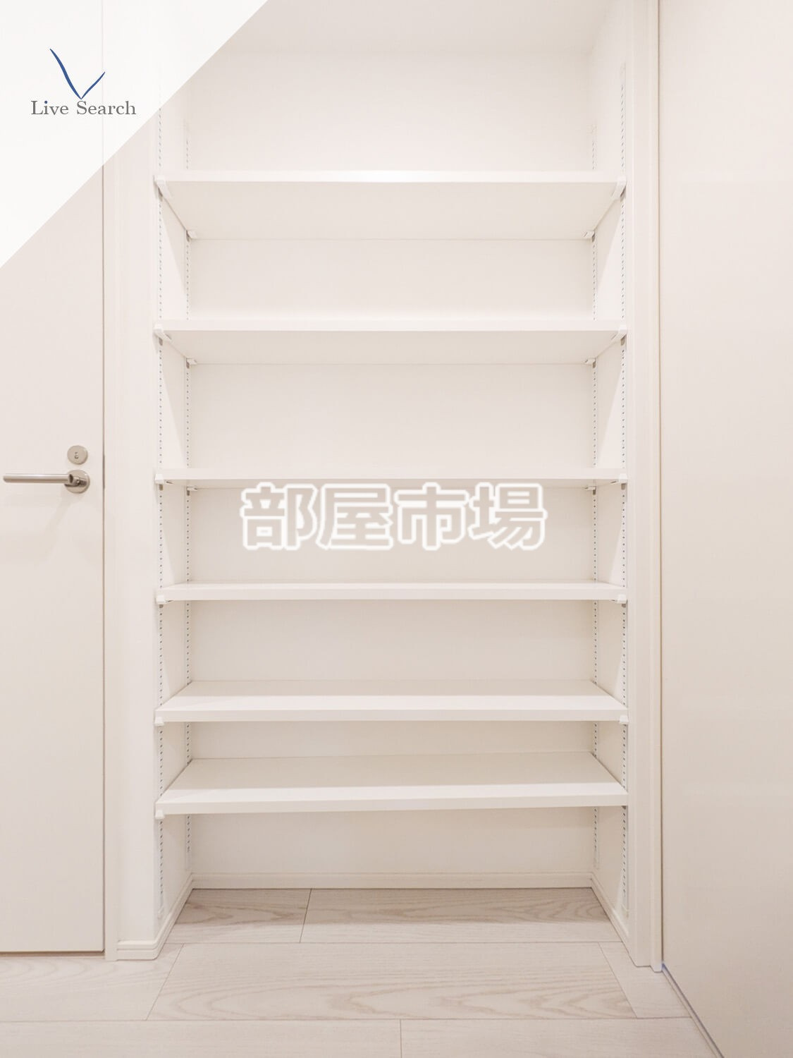 ﾃﾞｨｰﾑｽ蔵前Avenueの収納|玄関棚