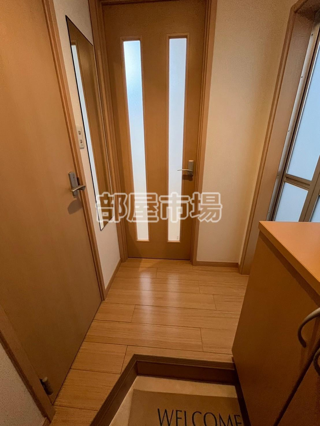 グランシャレー千束の玄関