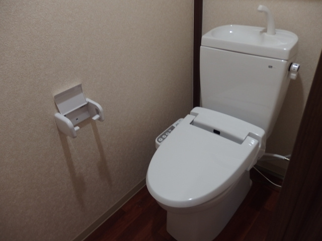 岡崎市稲熊町字８丁目の店舗一部のトイレ