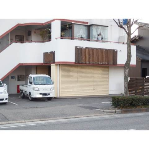 岡崎市稲熊町字８丁目の店舗一部の外観|建物外観