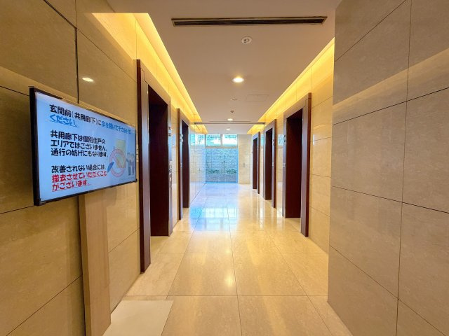 新規リノベーション／38階からの東京を一望／海に隣接するベイクレストタワーのロビー