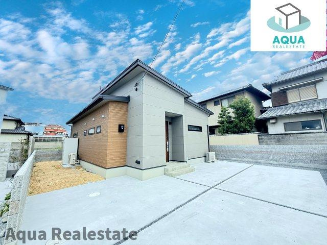 丸亀市中府町　新築平屋の外観|外観は落ち着いています