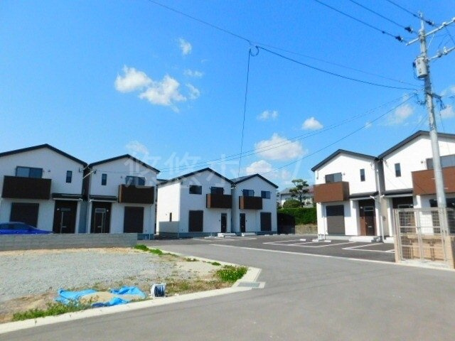 朝倉郡筑前町中牟田のアパートの駐車場