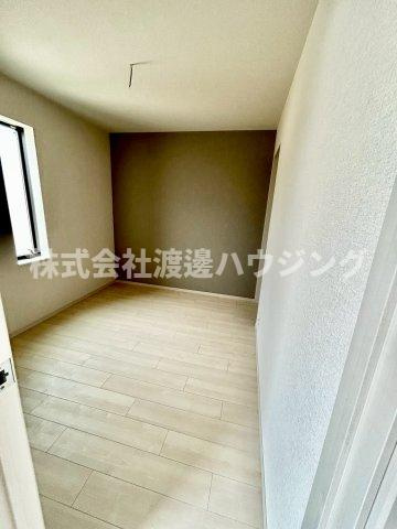グラッドネス江坂の洋室