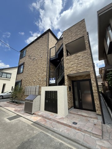 大和市中央７丁目のアパート