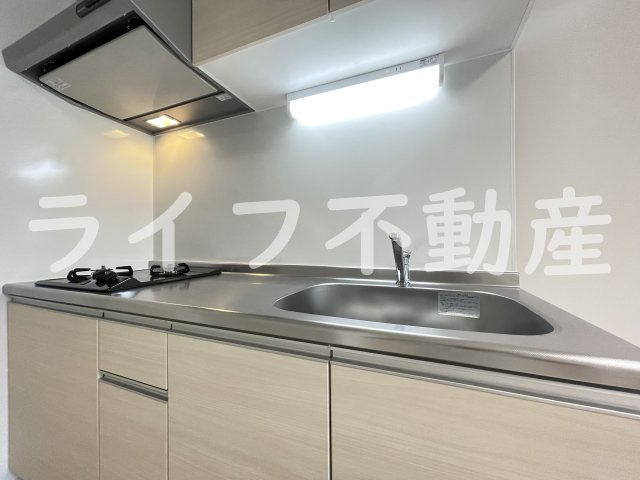 ティアラ北巽のキッチン|コンパクトなキッチンで掃除もラクラク