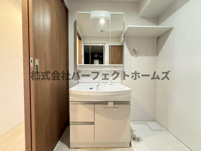 ボンヌ・サンテ枚方公園駅前の独立洗面台|独立洗面化粧台が付いています