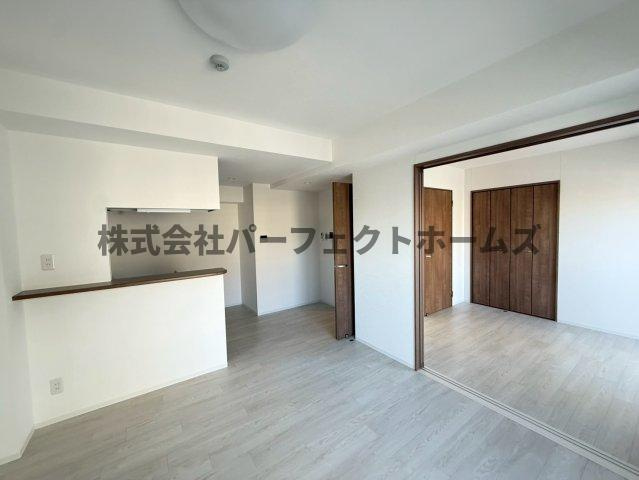ボンヌ・サンテ枚方公園駅前の居間・リビング|居間です