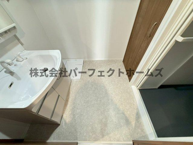 ボンヌ・サンテ枚方公園駅前の洗面所|スペースが確保できる洗面所です