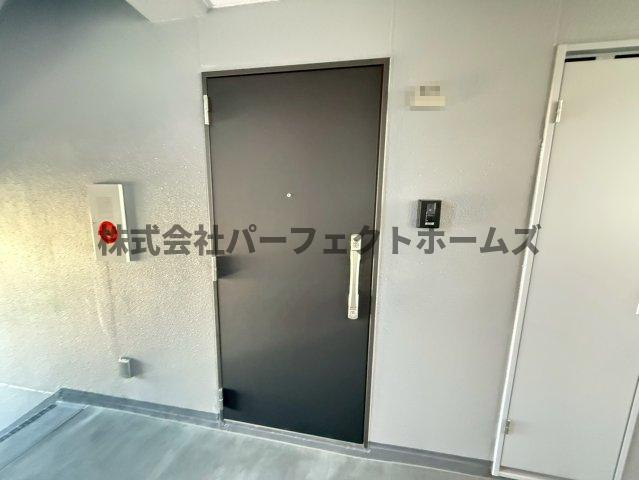 ボンヌ・サンテ枚方公園駅前の玄関|落ち着いた玄関です