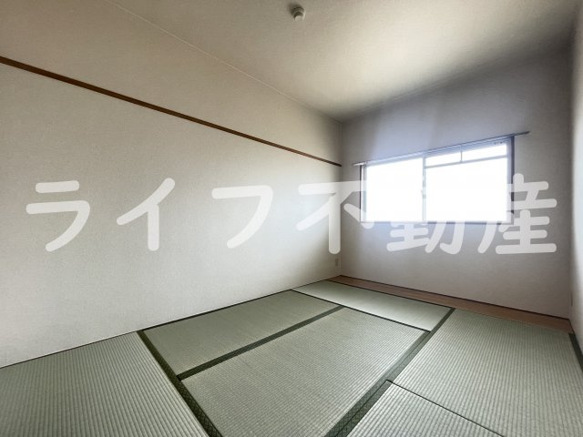 ガーデンハウスの和室|畳の上でゆっくりとくつろげる和室です