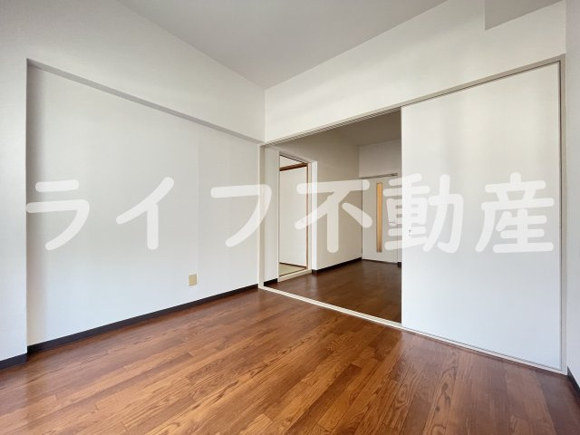 ガーデンハウスの内装|過ごしやすい室内です