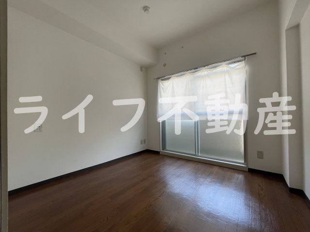 ガーデンハウスの洋室|使い勝手のいい洋室です