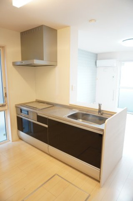 【キッチン】 | Notre Maison Ⅲ | システムカウンターキッチン　IH三口コンロ　床下収納