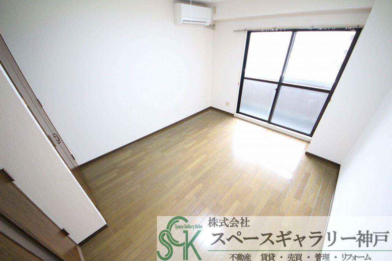 ルミエール明石の居間・リビング|※お部屋により仕様が異なる可能性があります。