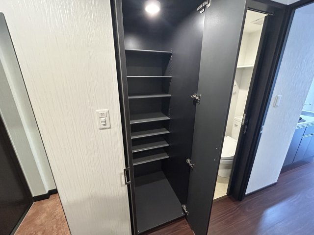 プレジオ西宮今津の玄関