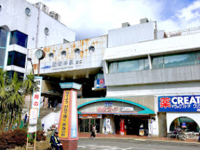 足立区梅島３丁目の店舗事務所の周辺