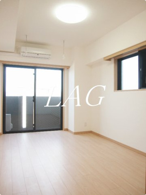 【居間・リビング】 | ルーブル市ヶ谷 | 洋室のお部屋です。