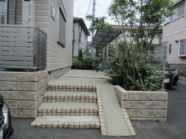 Ｃｈａｒｍａｎｔ駿河台　ｼｬﾙﾏﾝｽﾙｶﾞﾀﾞｲのエントランス|★旭化成ヘーベルメゾン施工★エントランス★