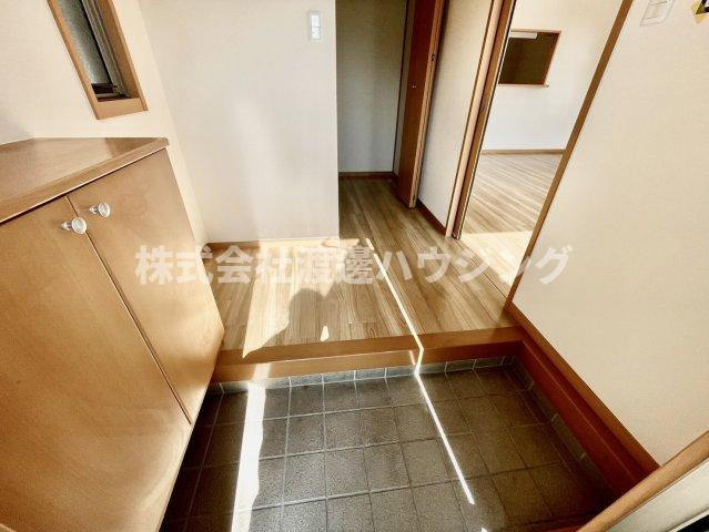 大塚様戸建貸家Ⅱの玄関