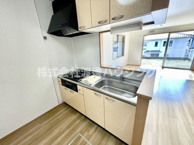 大塚様戸建貸家Ⅱのキッチン