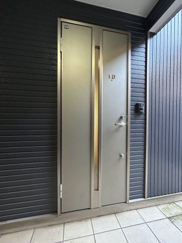 エストＡＫ Ⅲの玄関