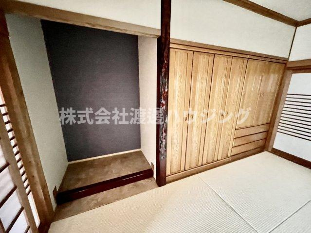 猪名寺1丁目貸家の収納