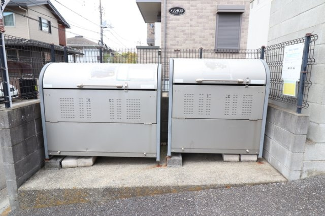 メゾン森ＰａｒｔⅦ・Ⅷのその他共用部分|ゴミストッカー