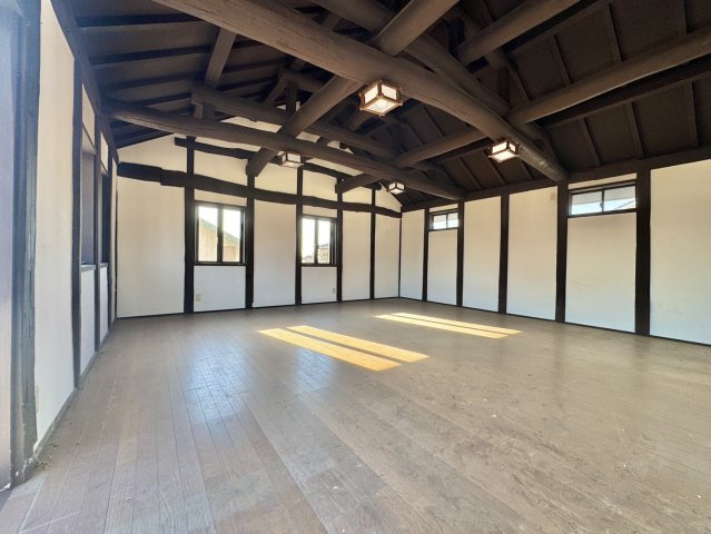 古河市茶屋新田中古戸建の洋室