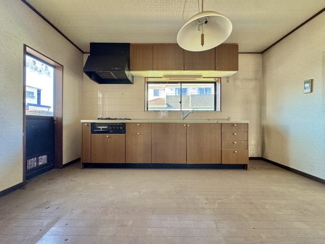 古河市茶屋新田中古戸建のキッチン